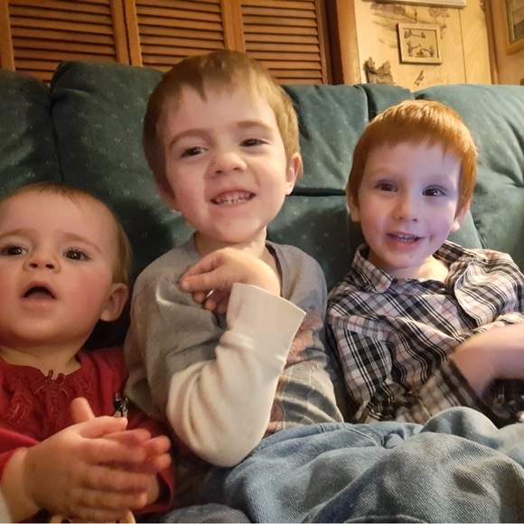 Meet your Posher, Whitley - Picture 2 of 5